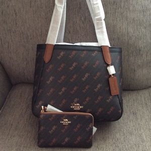 Authentic Coach Handbag & Wristlet Horse Carriage